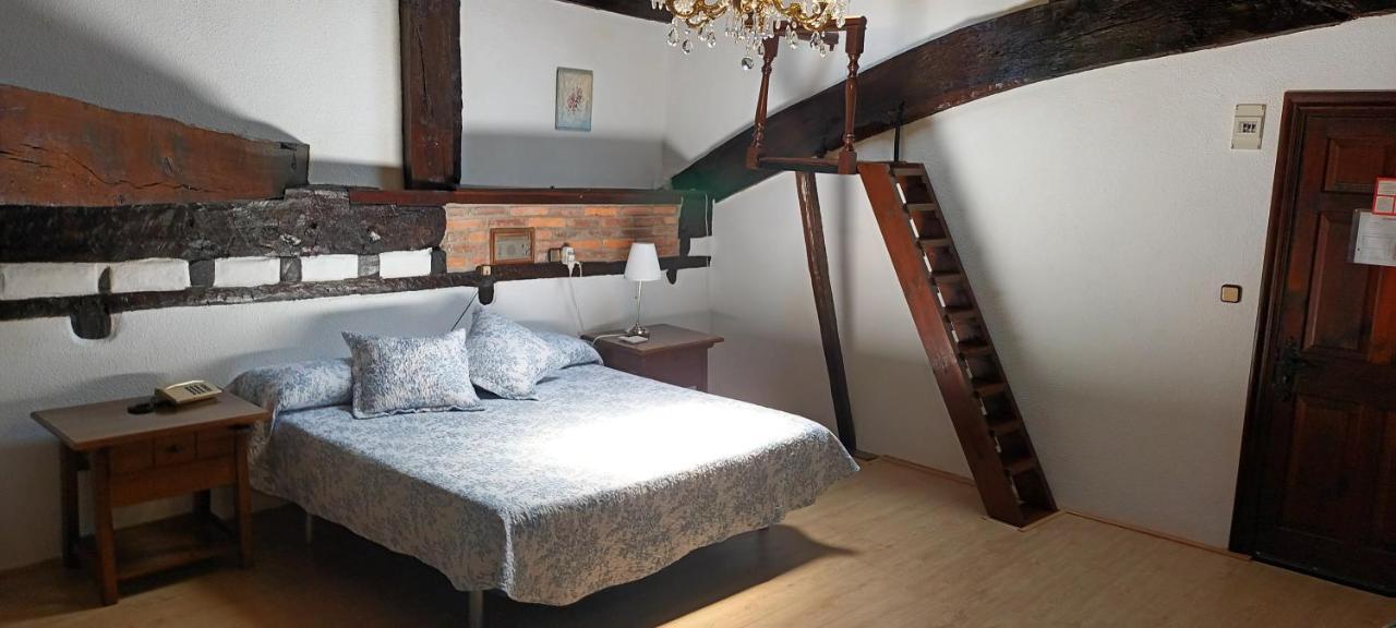 Hosteria De Quijas Εξωτερικό φωτογραφία